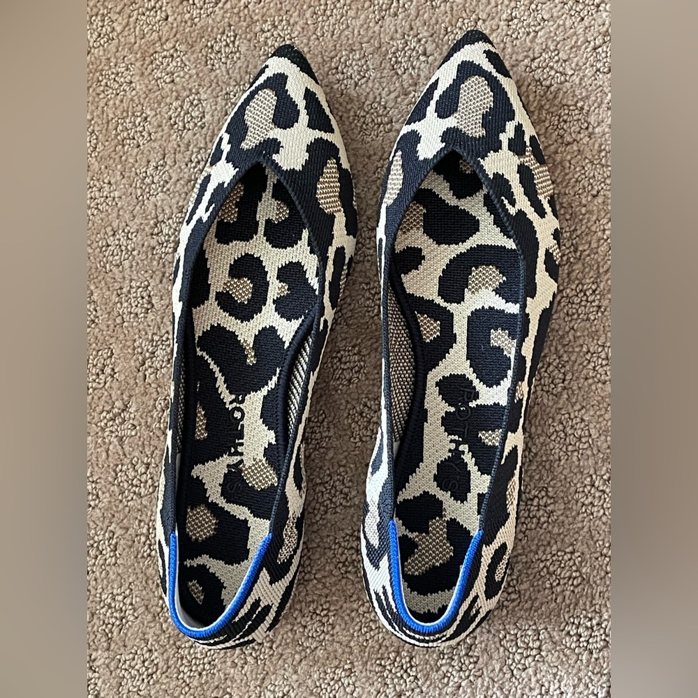 BRAND NEW Rothy’s The Point Flats